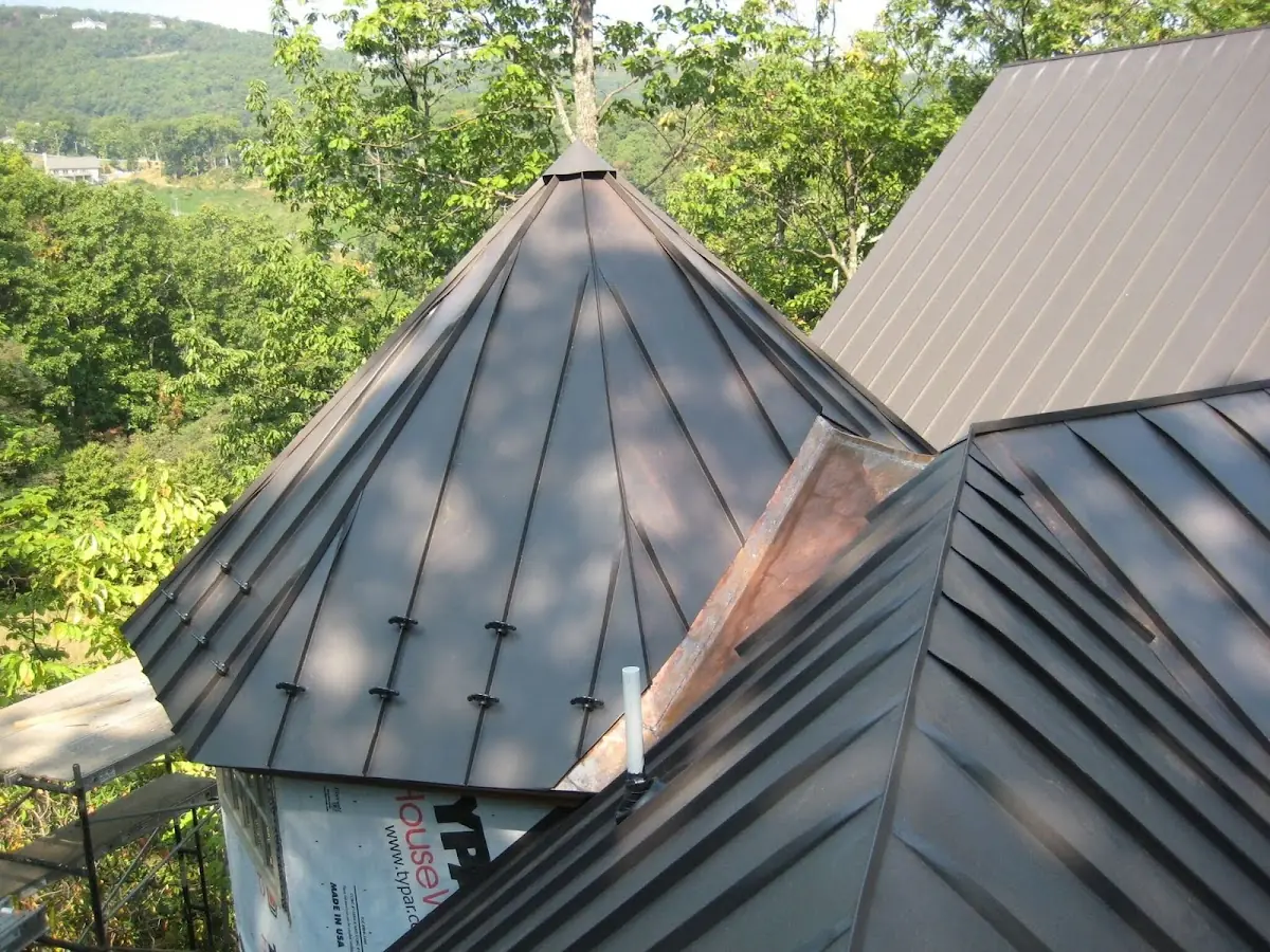 Professional Roof Tarp Installation by Craftsman Roofing in Somerset